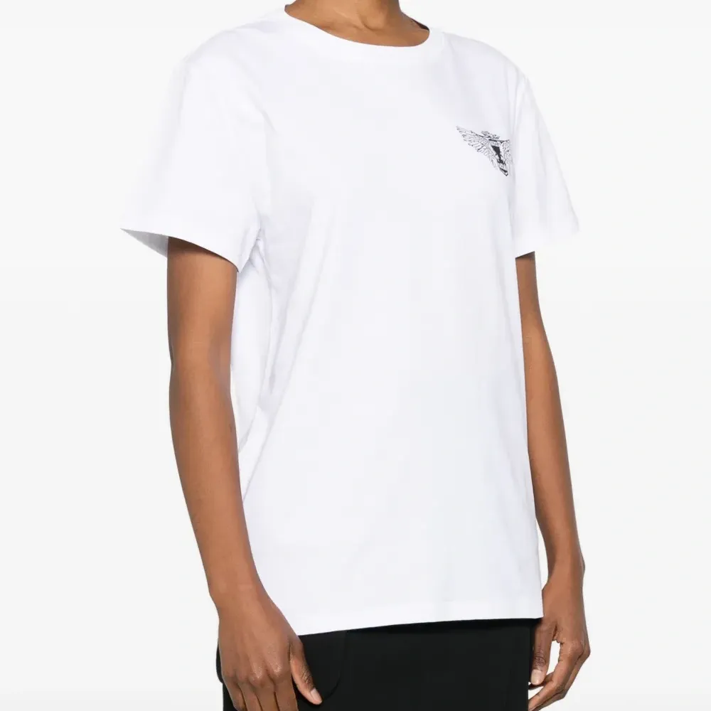 Футболка с логотипом