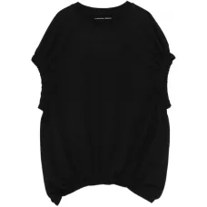 Футболка со сборками