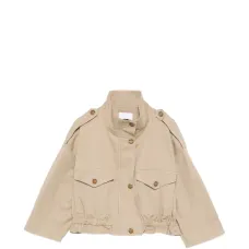 Куртка с карманом на пуговице