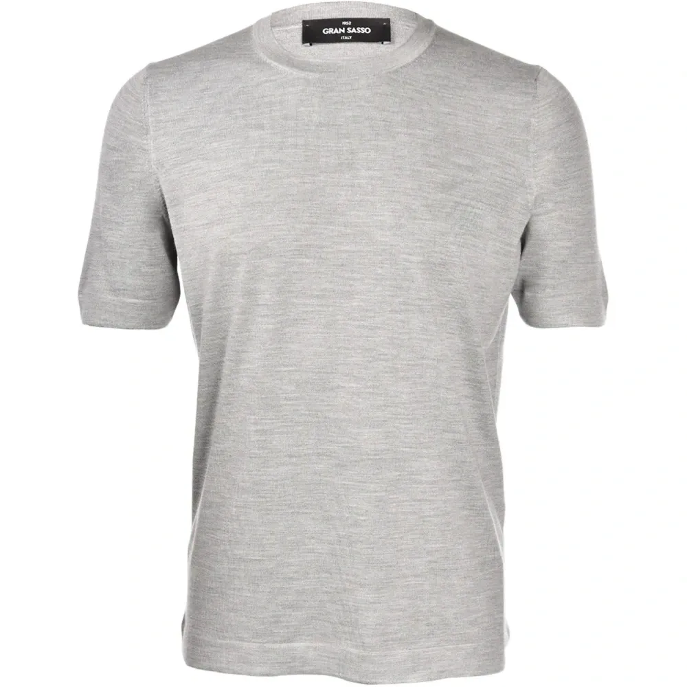 Футболка с круглым вырезом