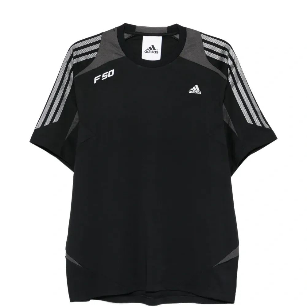 Футболка F50 с короткими рукавами