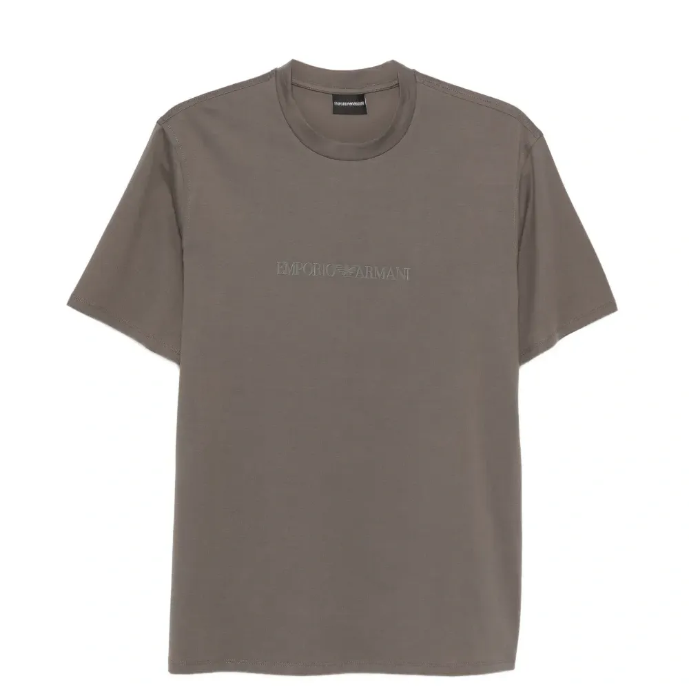 Футболка с логотипом