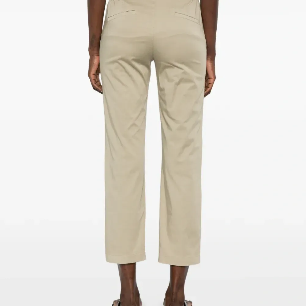 Укороченные брюки прямого кроя