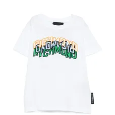 Футболка с вышивкой