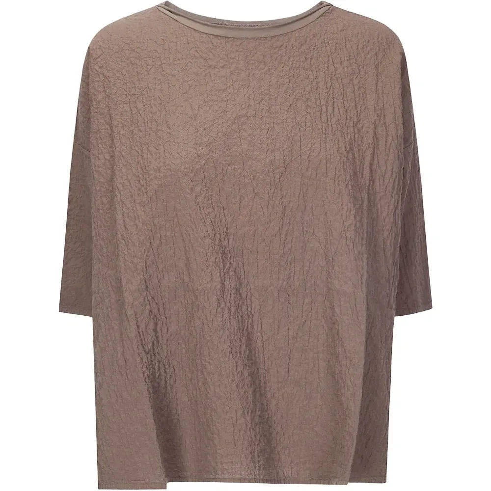 Футболка с эффектом крепа