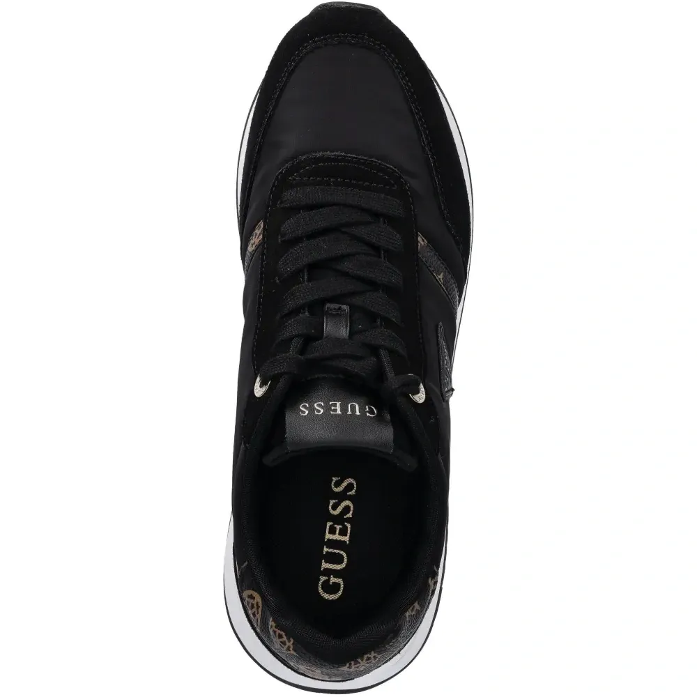 Кроссовки Eagar с панелями и принтом логотипа