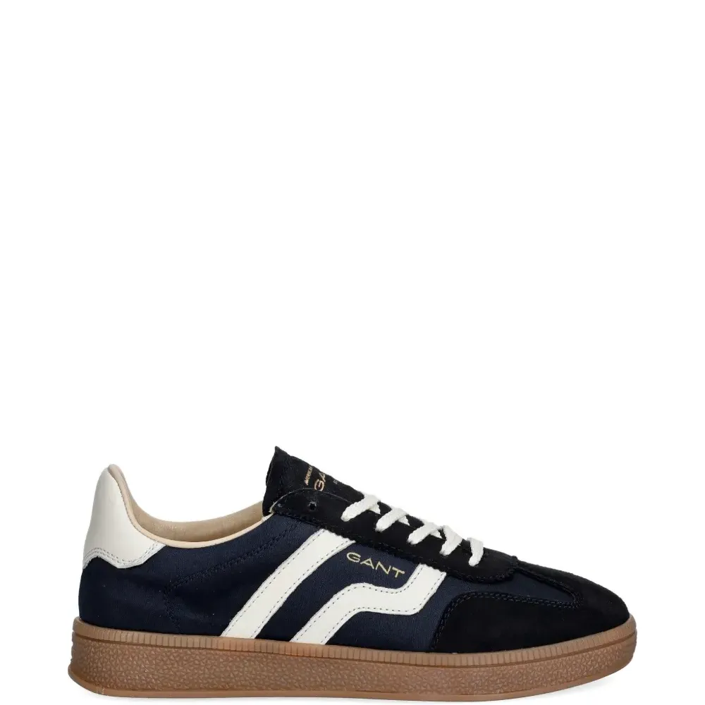 Кроссовки Cuzima с боковыми полосками Кроссовки Cuzima с боковыми полосками