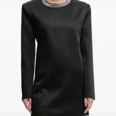 Украшенное мини-платье Украшенное мини-платье