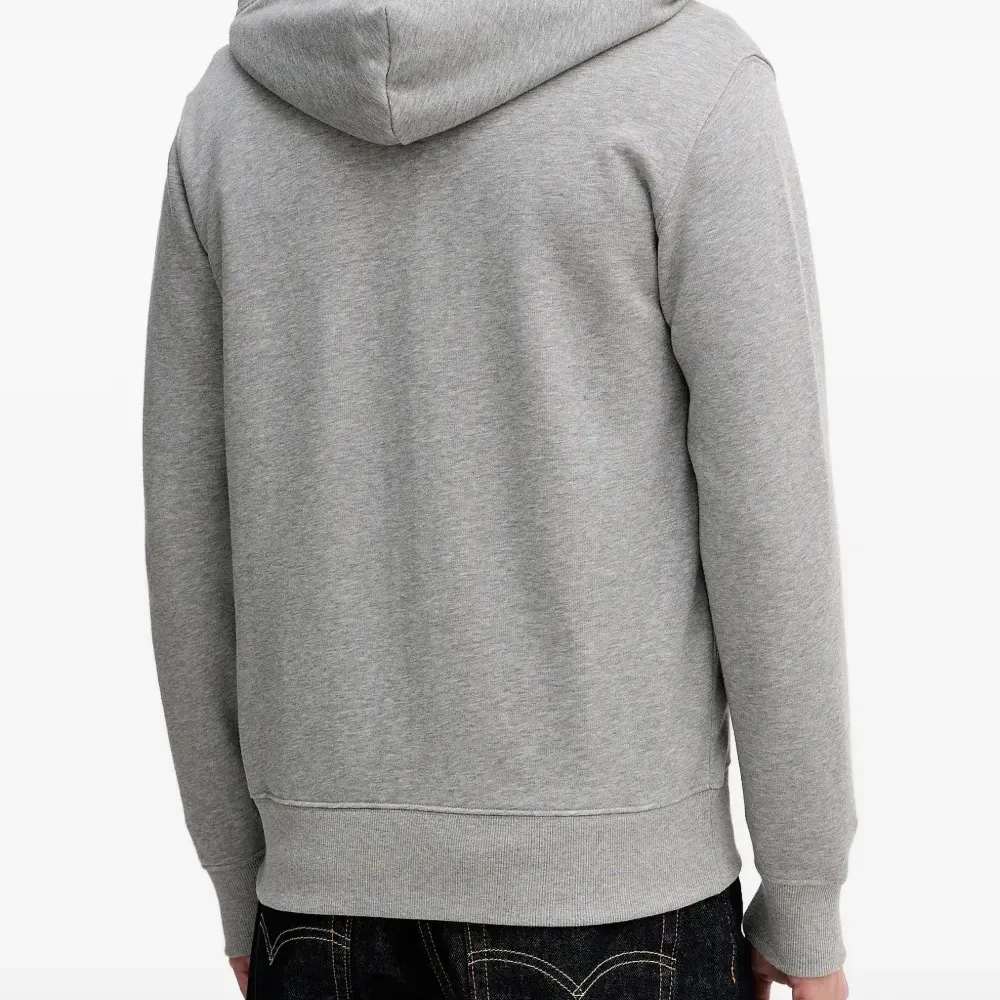 Толстовка на молнии