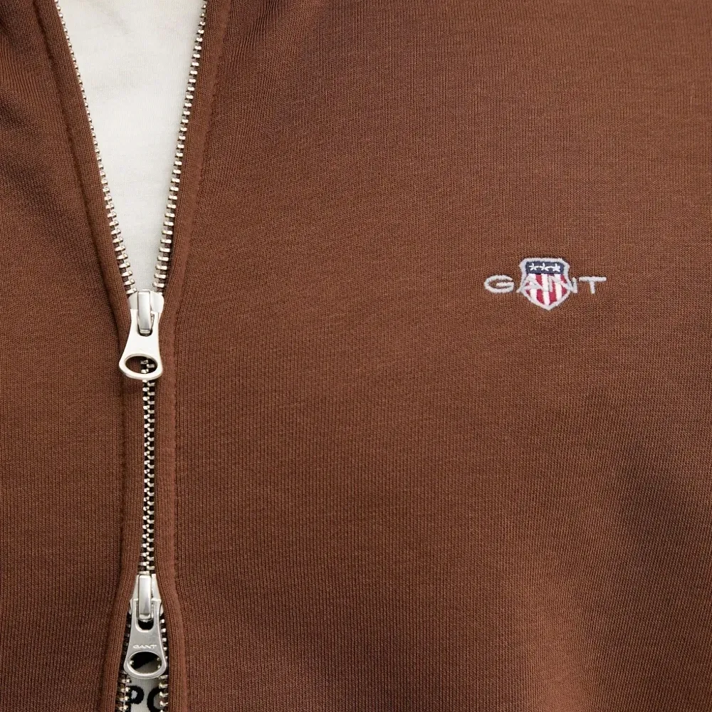 Свитер на молнии