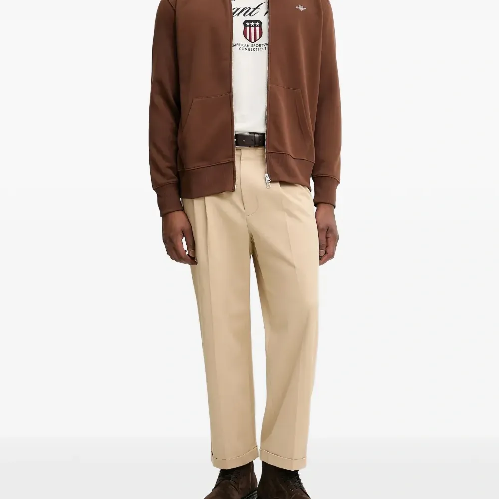 Свитер на молнии