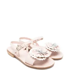 Босоножки с цветочными аппликациями
