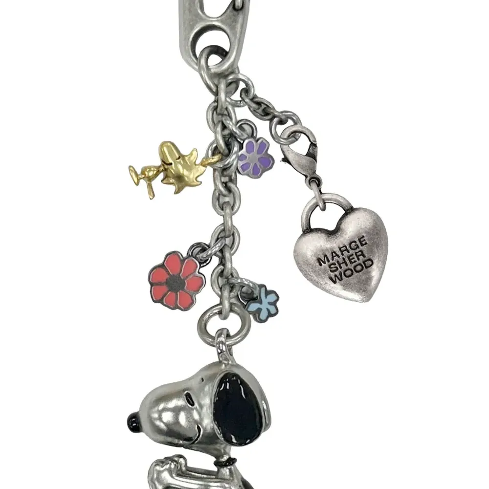 Брелок-талисман для ключей с цветком и сердцем X Peanuts