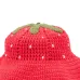 Вязаная шляпа в виде клубники