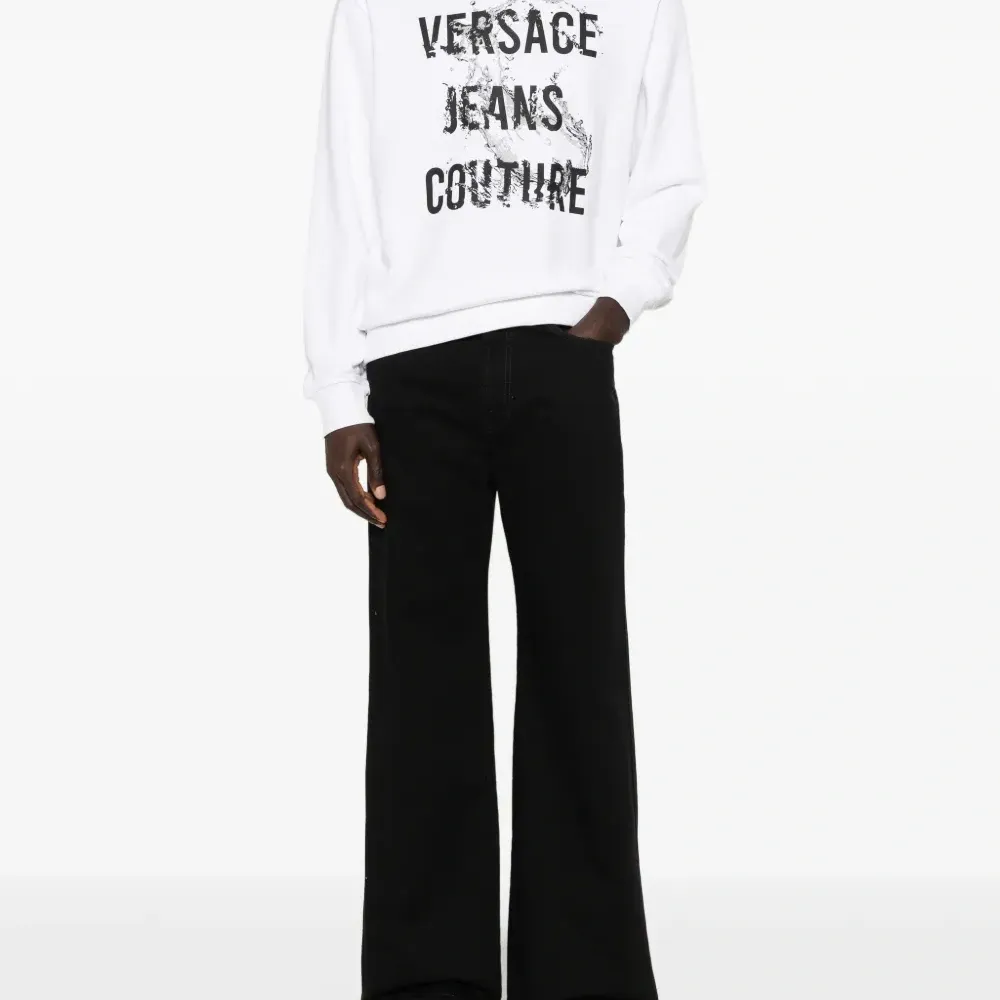 Свитшот с принтом и круглым вырезом