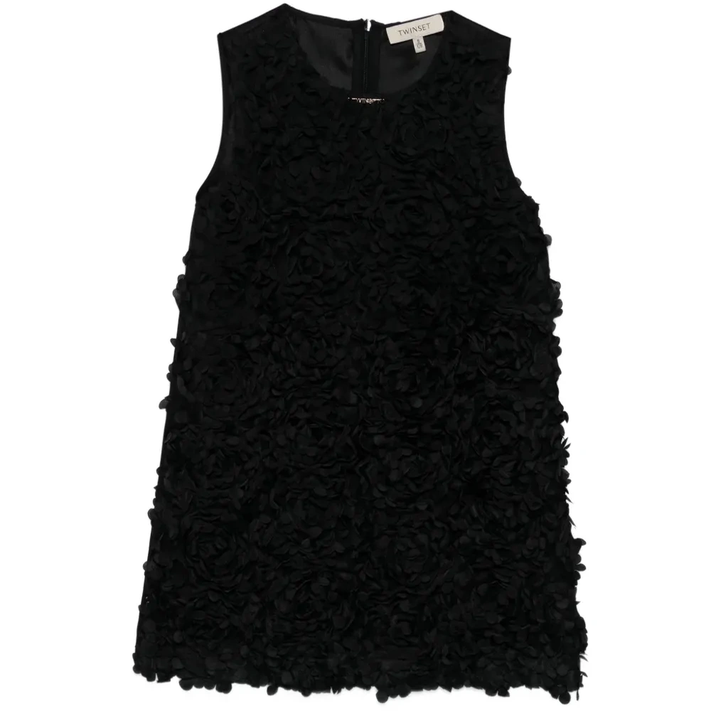 Мини-платье с цветочными аппликациями