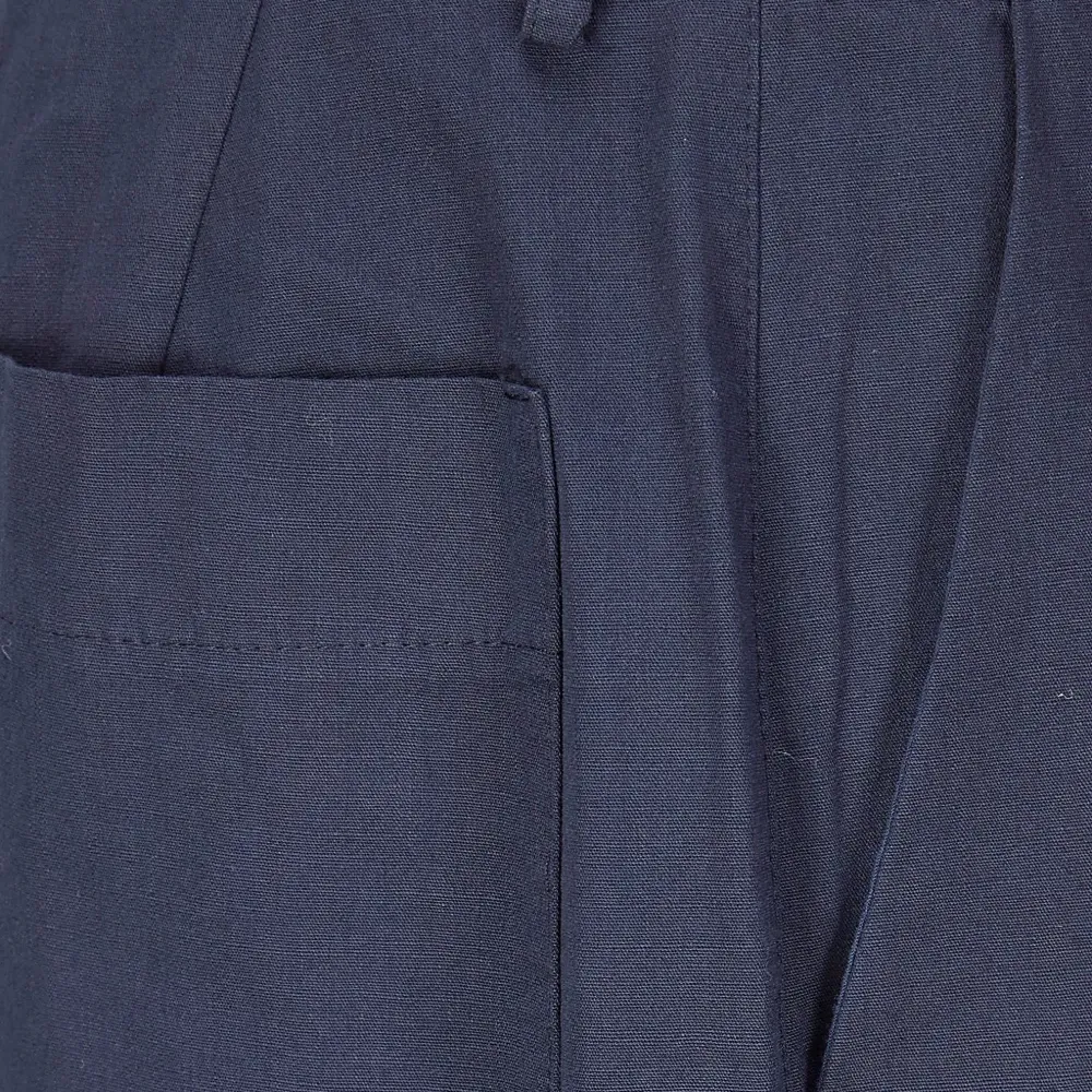 Брюки с карманами