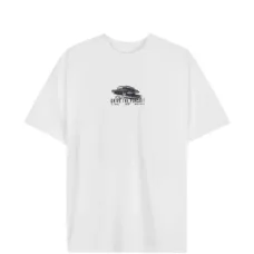 Футболка с графическим принтом "Прибрежные приключения" Футболка с графическим принтом "Прибрежные приключения"