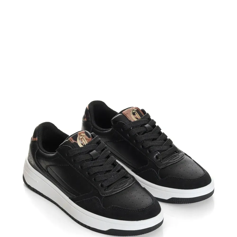 Кроссовки с логотипом