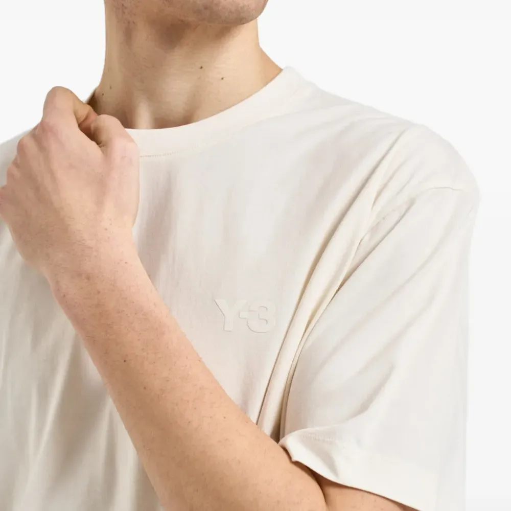 Футболка с тональным логотипом