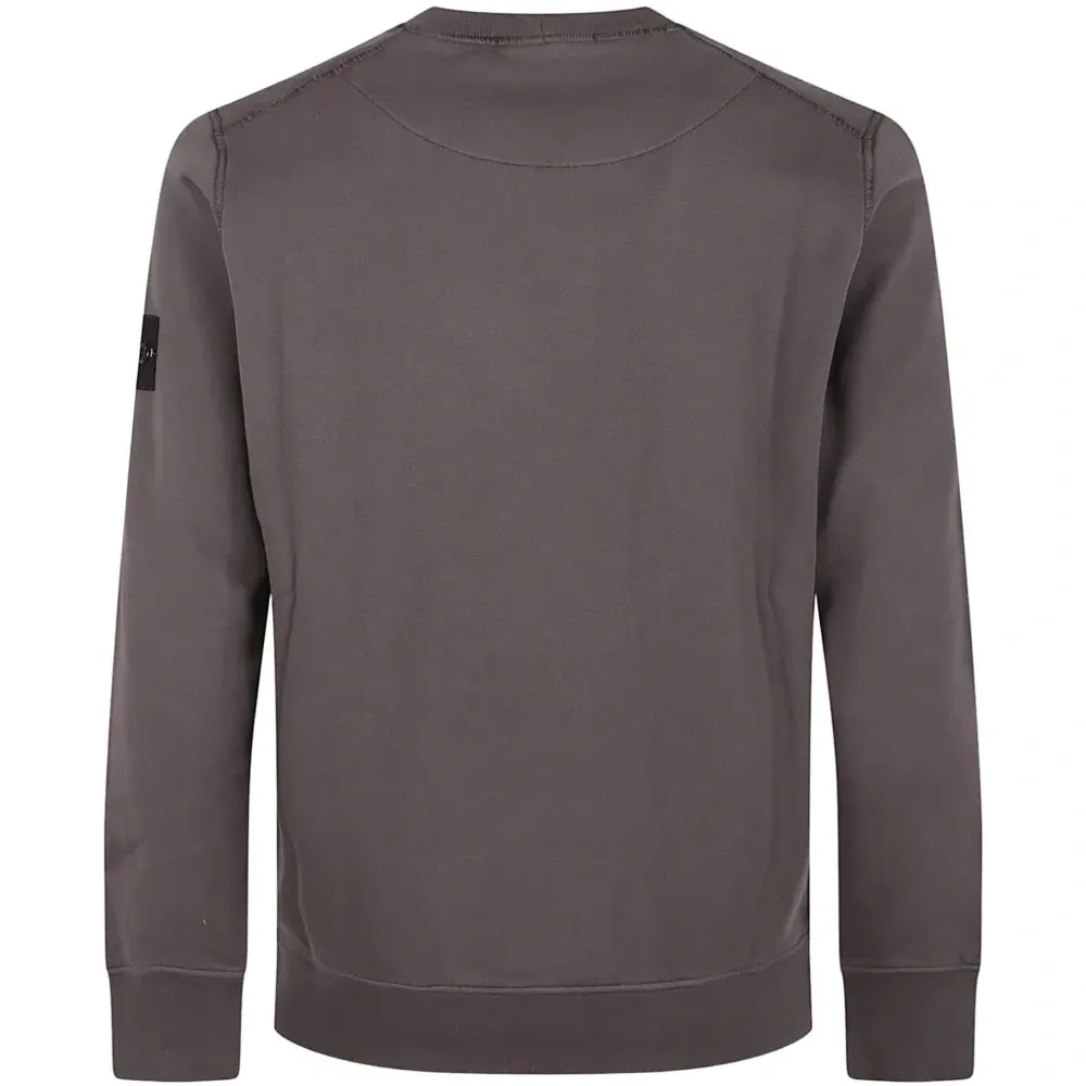 Хлопковый свитер в рубчик с нашивкой