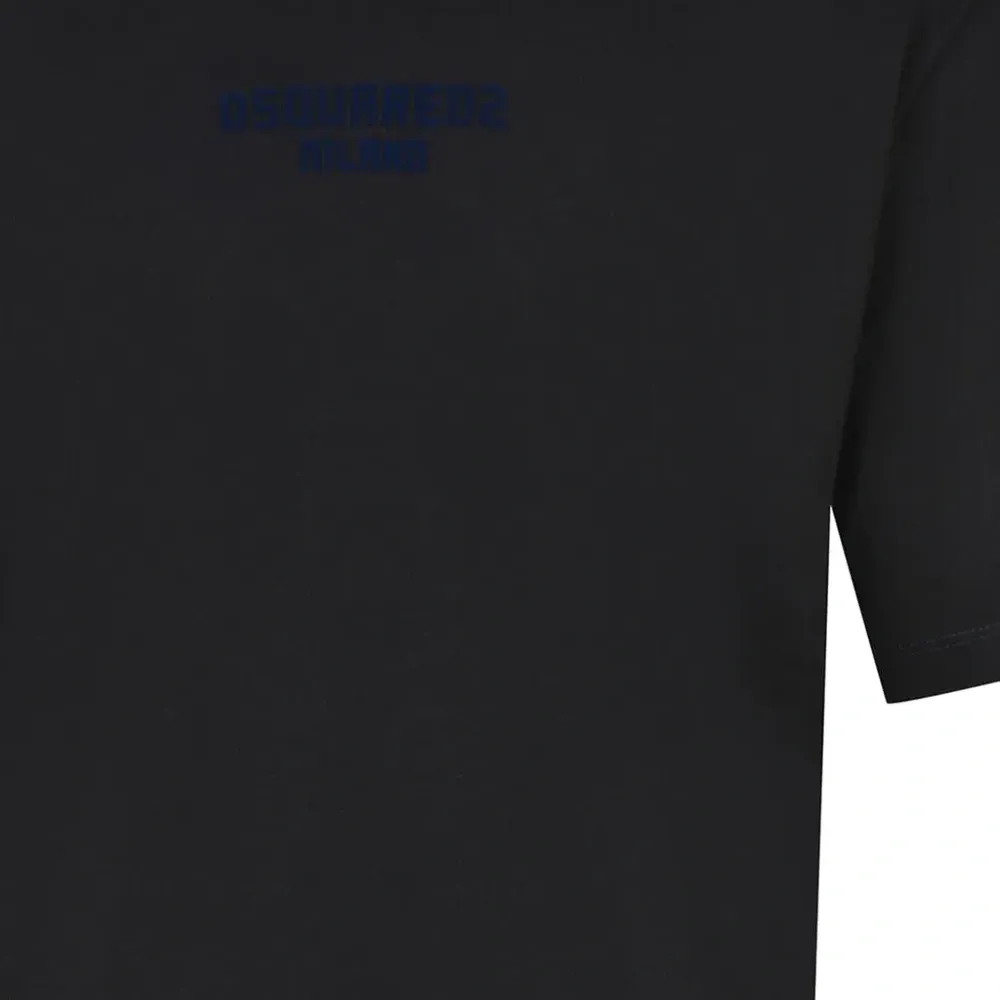 Футболка с круглым вырезом