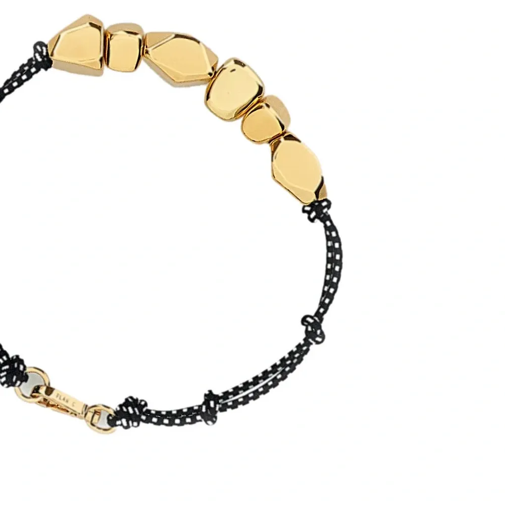 Колье с геометрическим камнем