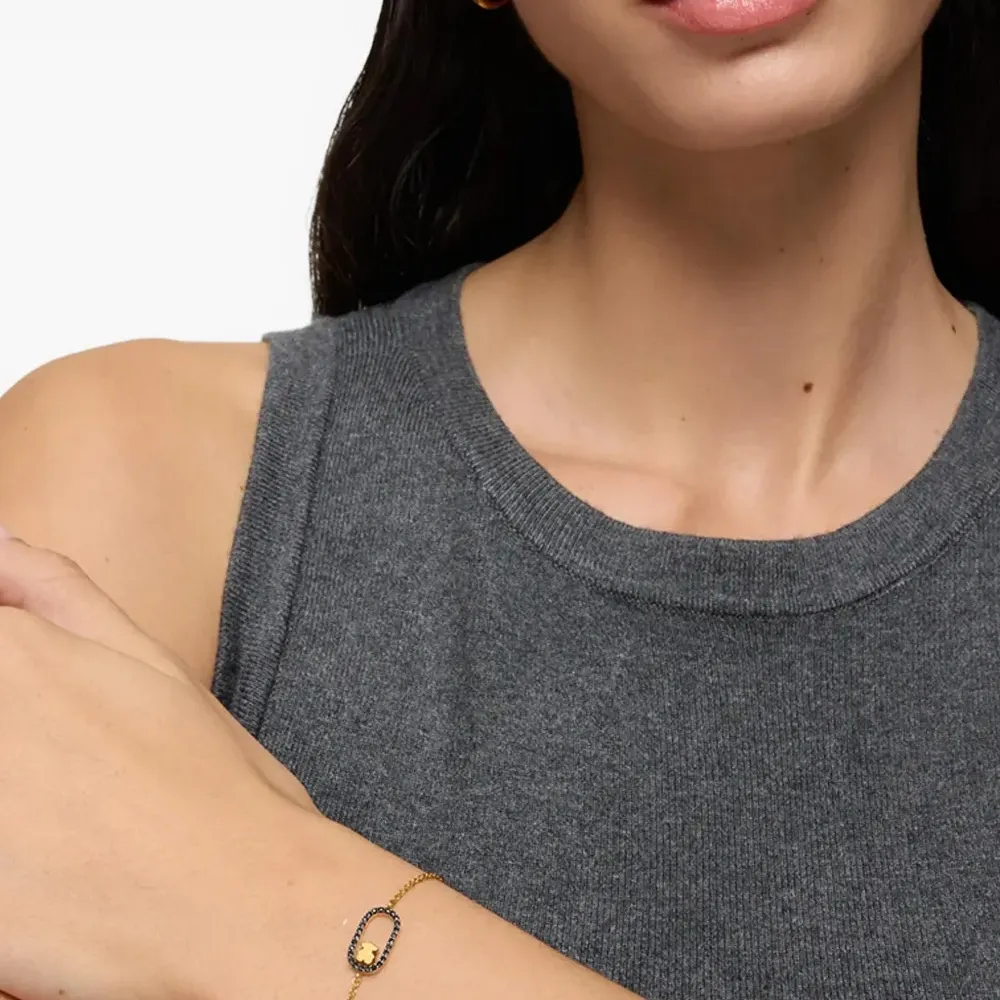 Браслет с украшением в виде медведя