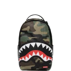 Камуфляжный рюкзак с акулой