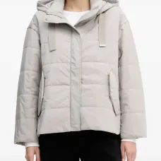 Стёганая куртка с капюшоном