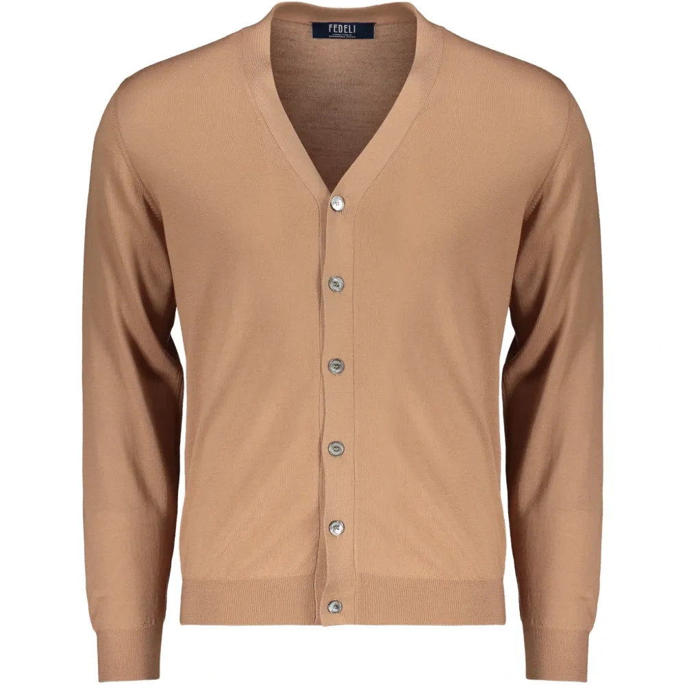 Кардиган с V-образным вырезом