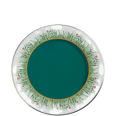 Фарфоровая тарелка с цветочным узором