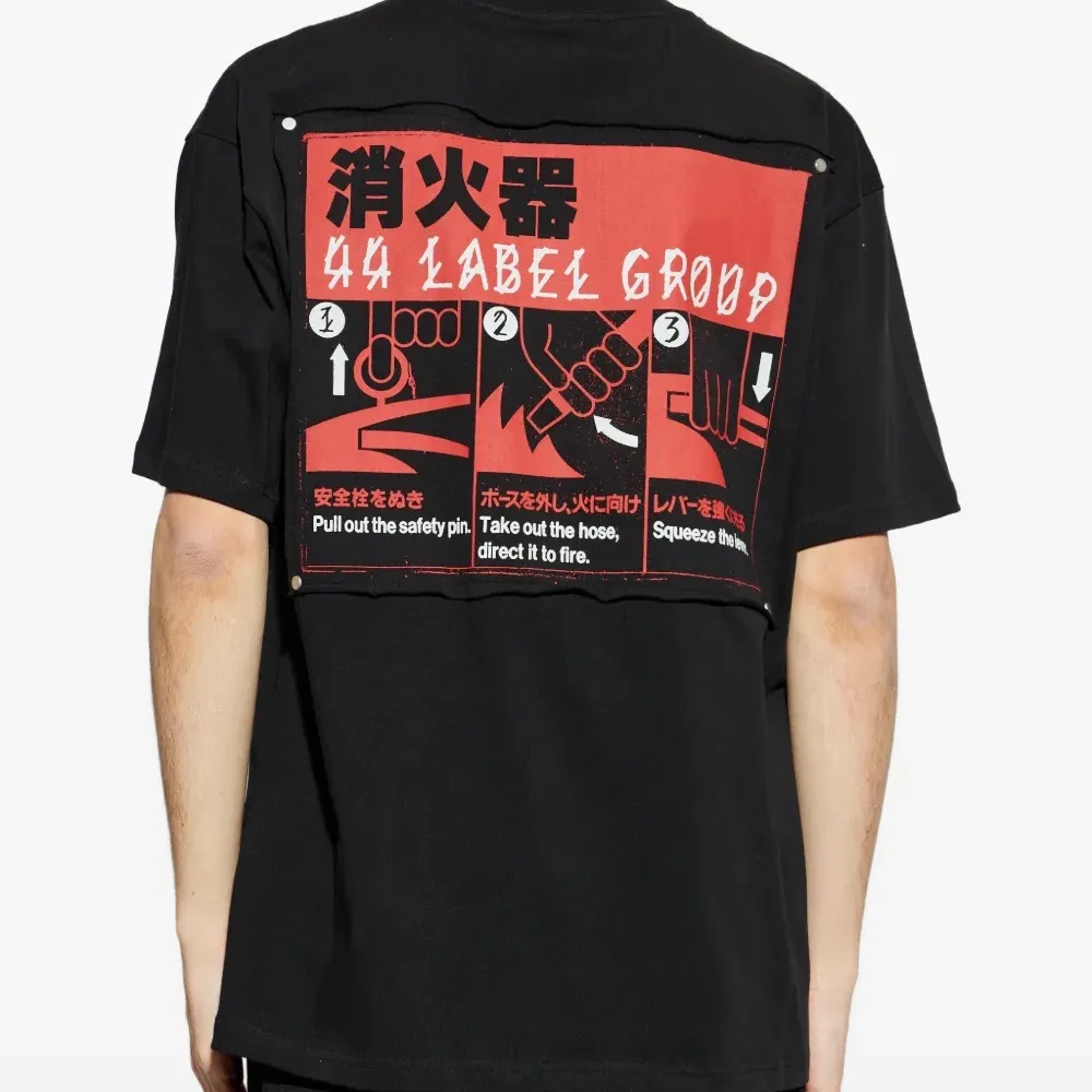 Футболка с графическим принтом