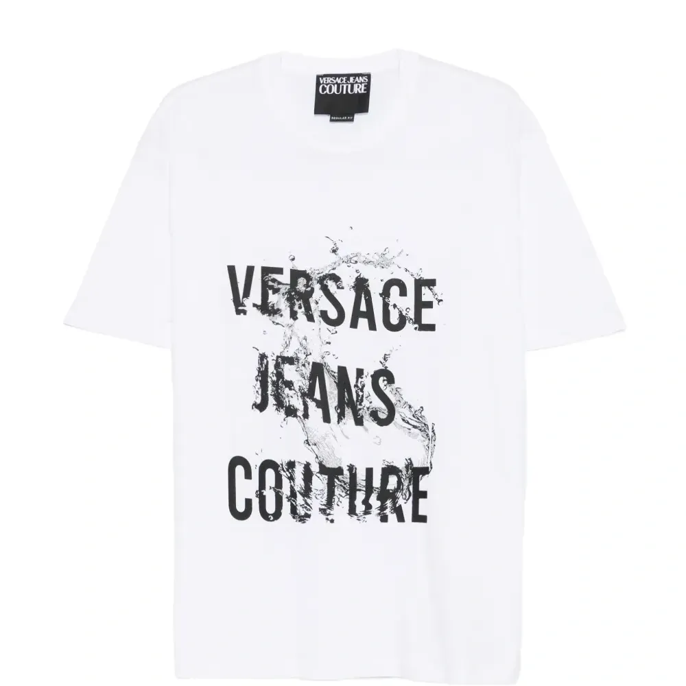 Футболка с логотипом