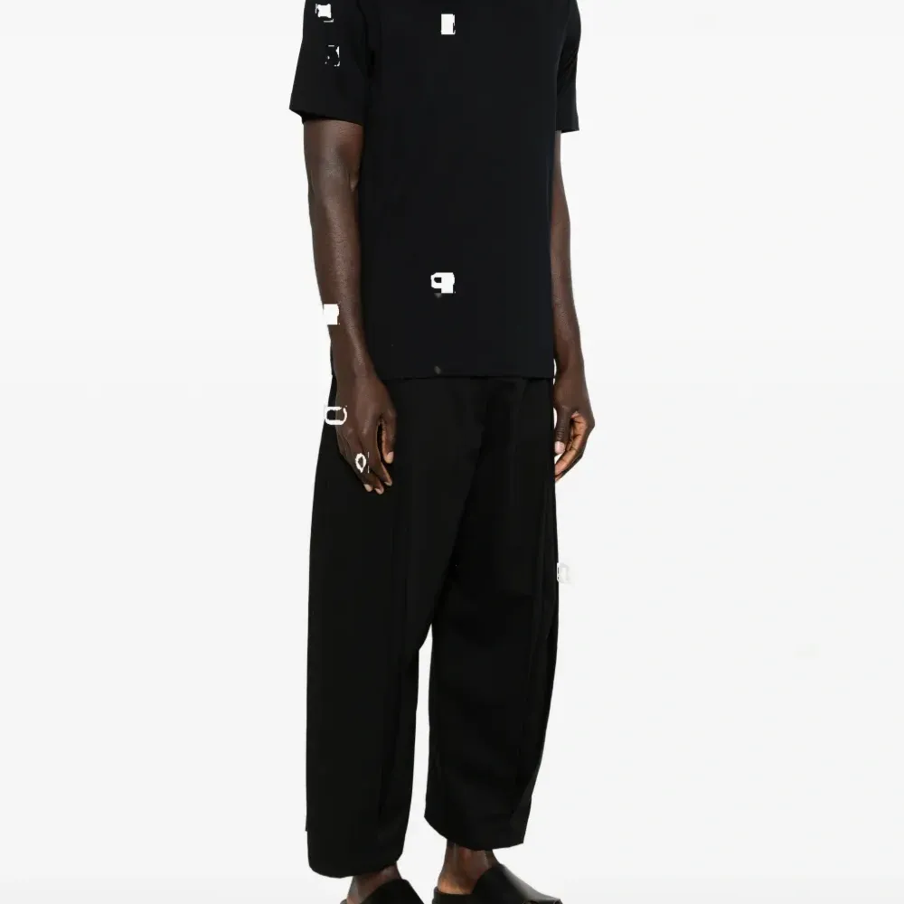 Футболка с круглым вырезом