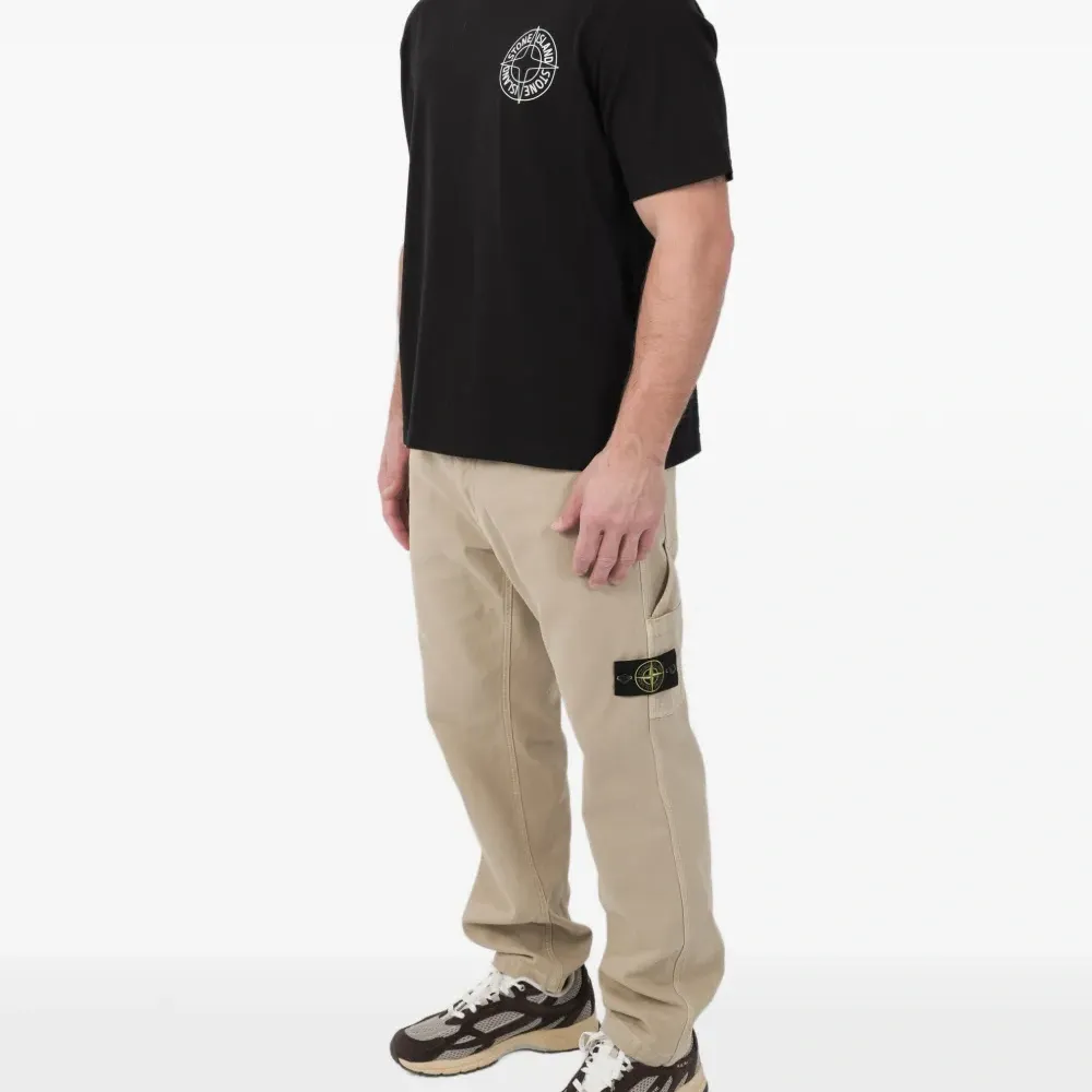 Футболка с принтом-логотипом