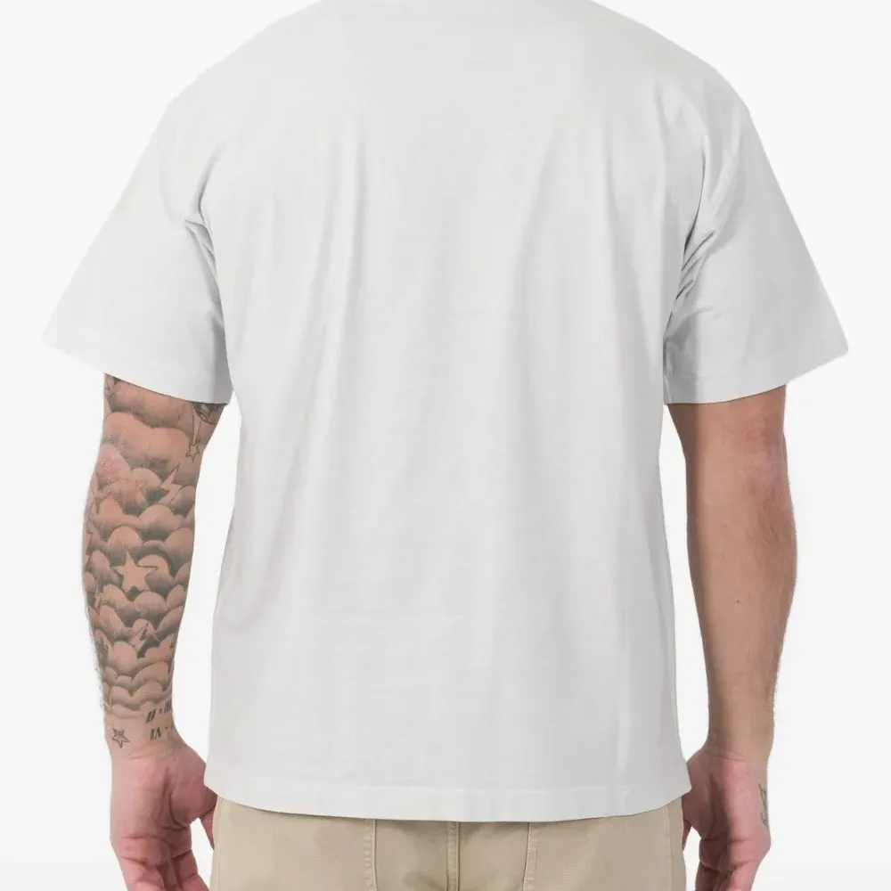 Футболка с нашивкой-логотипом