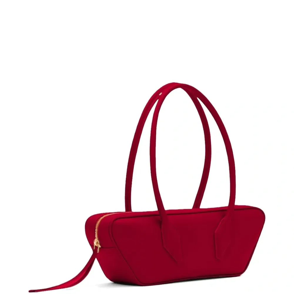 Сумка на плечо Afra из телячьей кожи на молнии