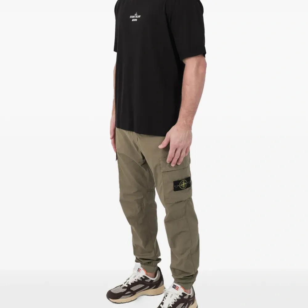 Футболка с принтом-логотипом