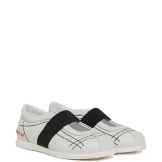 Кроссовки с прошивкой