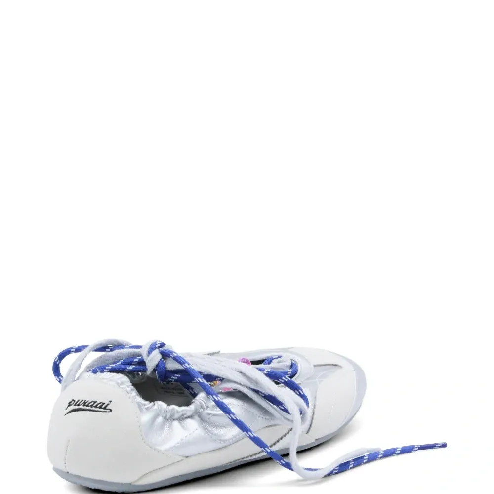 Кроссовки с бисерной отделкой