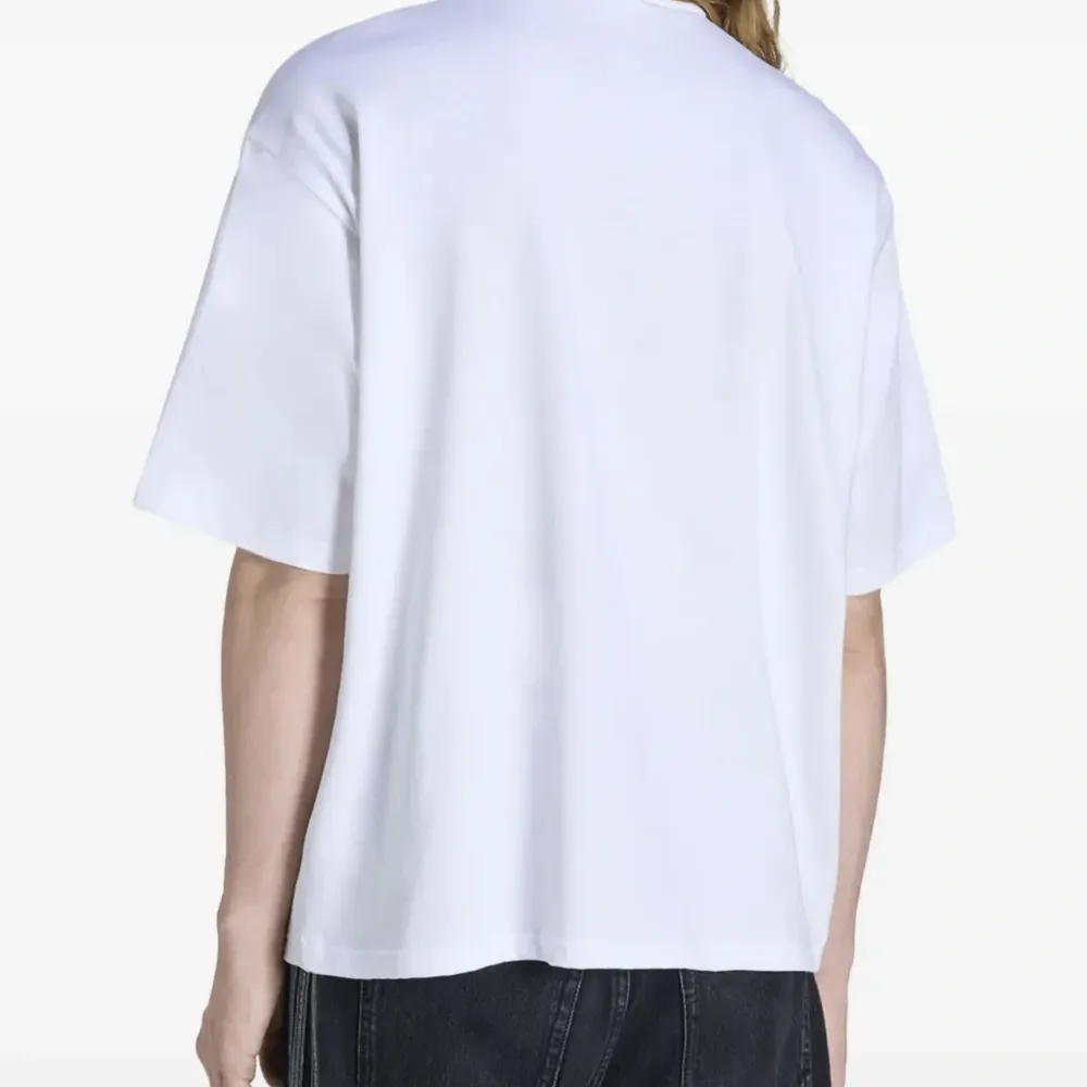 Футболка с изображением утки