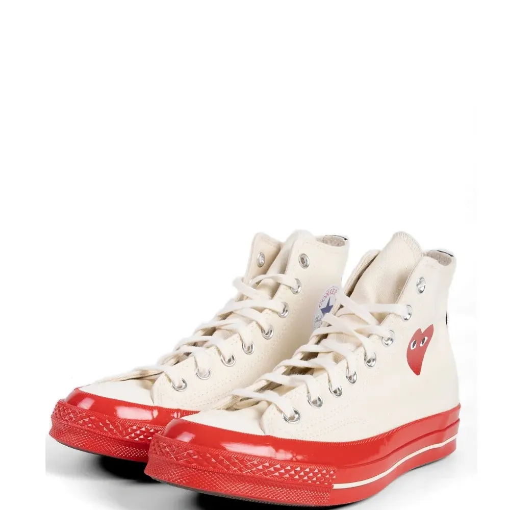 Кеды Converse на высокой подошве с красной подошвой