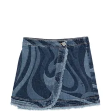 Джинсовая юбка с необработанным краем и закрученным узором