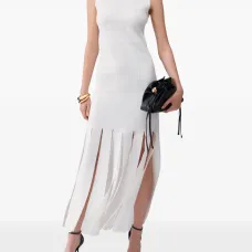 Макси-платье без рукавов с бахромой