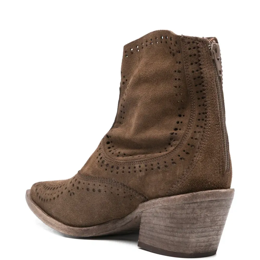 Кожаные ковбойские сапоги Кожаные ковбойские сапоги