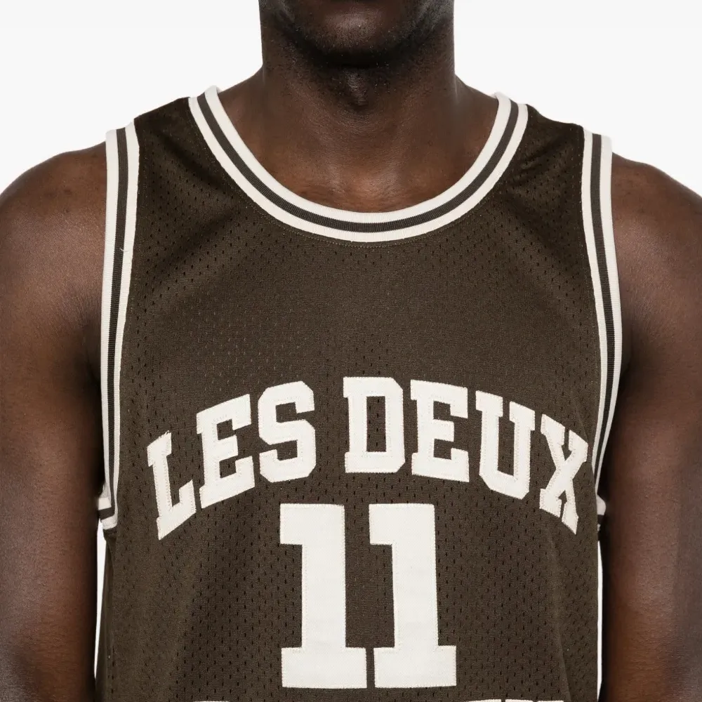 Силовский жилет без рукавов в колледжском стиле