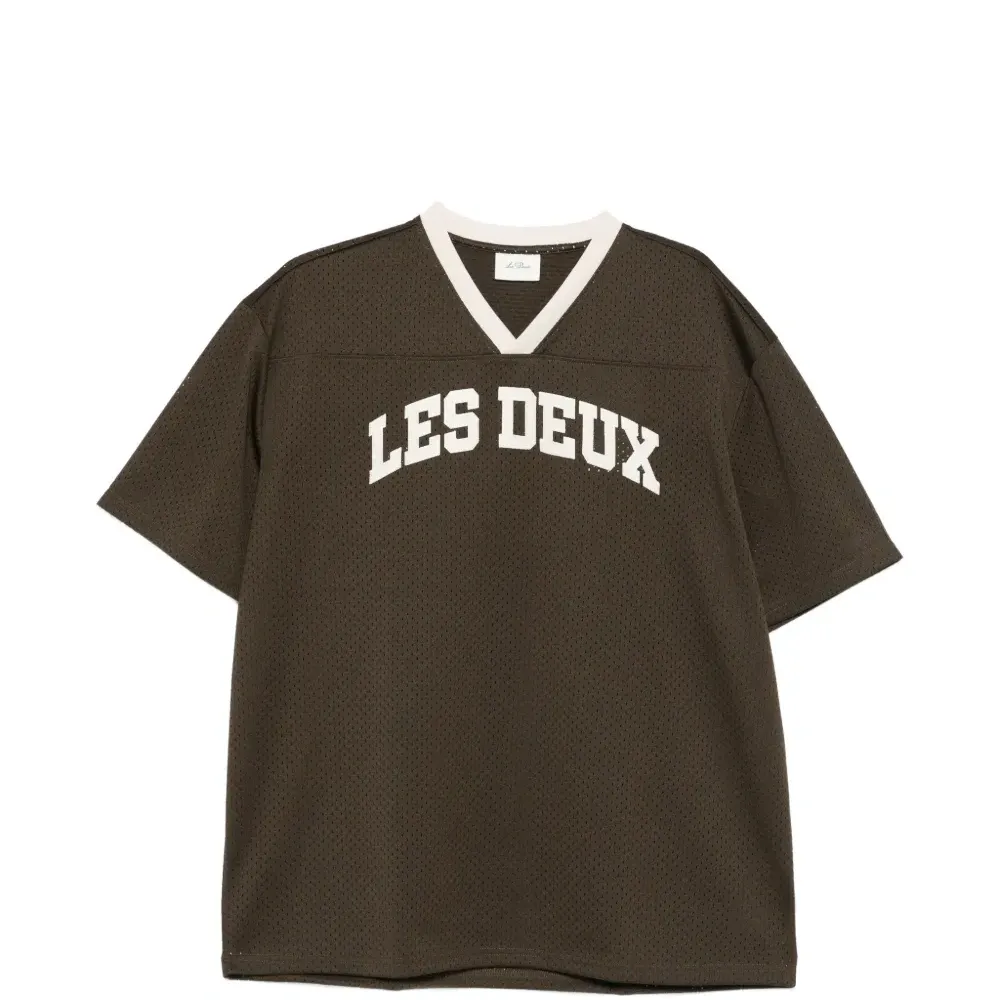 Футболка с V-образным вырезом и перфорацией