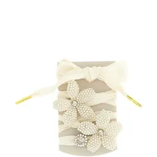 Шнурки с геометрическими подвесками в виде цветов