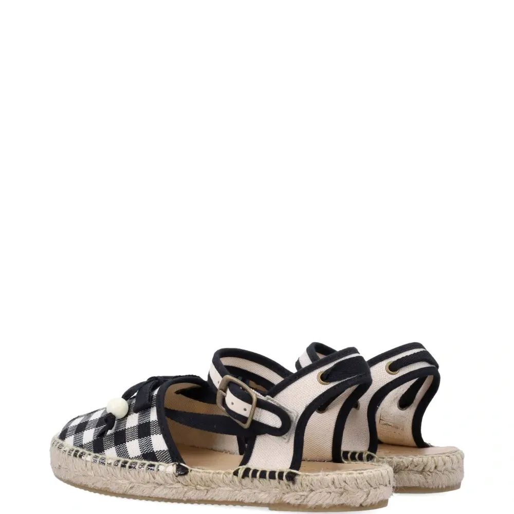 Босоножки в клетку Evila